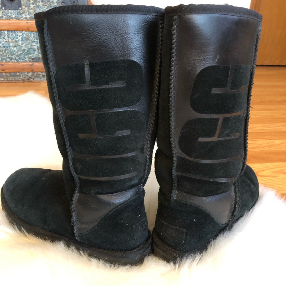 UGG TALL BLACK BOOTS